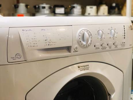 Стиральная машина бу Hotpoint-Ariston ARL100, гарантия