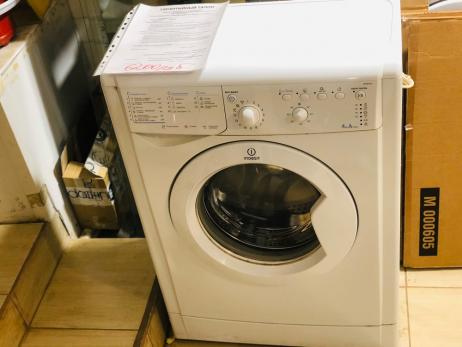 Стиральная машина бу Indesit IWUB4105 узкая, гарантия